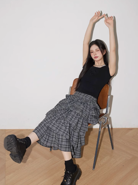 Slim slim wool three-dimensional hairy sea salt color striped sweater new